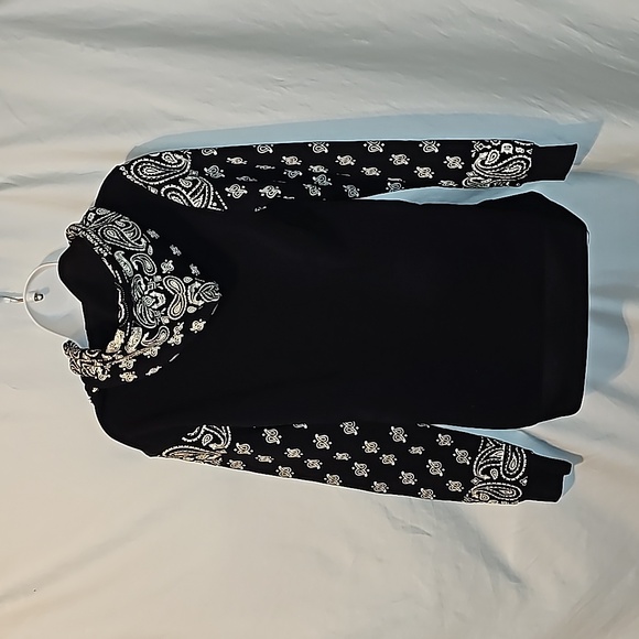 Dogg Supply Hooded Pullover - Picture 9 of 12